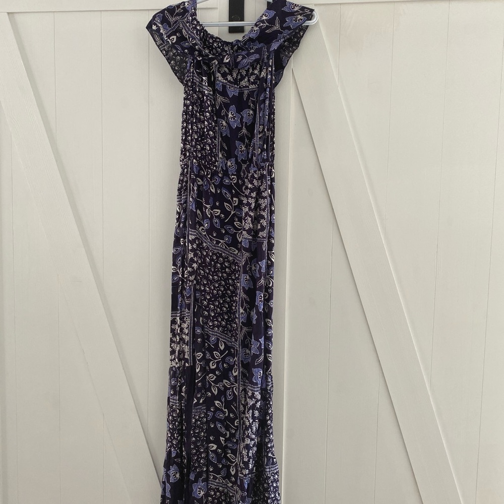 Off the shoulder maxi dress